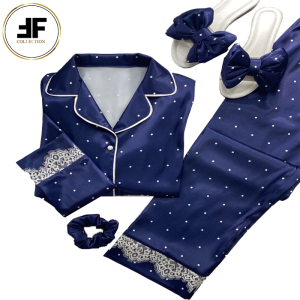 لباس خواب زنانه ست بلوز و شلوار طرح خالدار سورمه ای