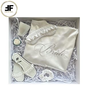 ست روبدوشامبر عروس طرح ساده