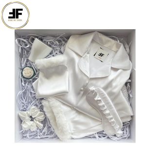 ست عروس مدل بلوز و شلوار طرح ساده آستین خز دار