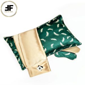 روبالشی ساتن الیکس طرح پَر