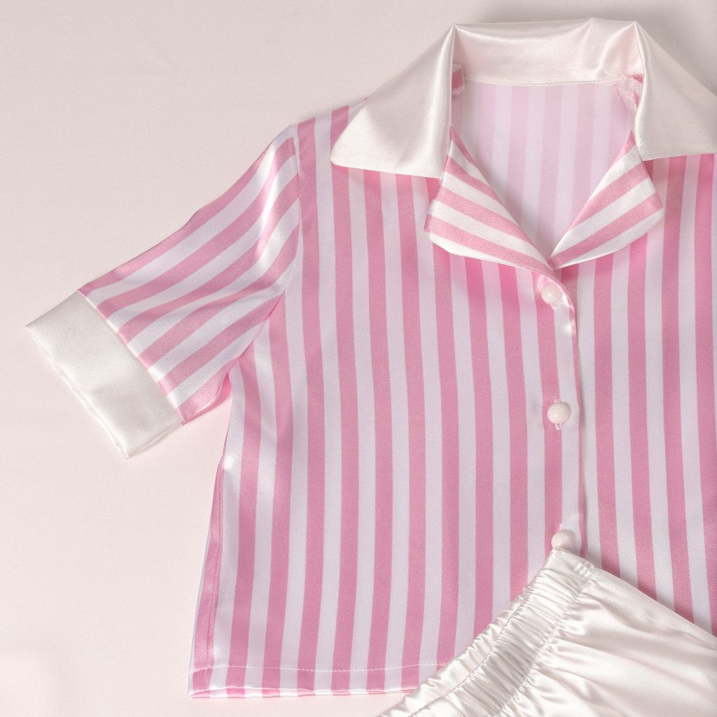 آستین کوتاه و شلوارک کودک طرح ویکتوریا سکرت